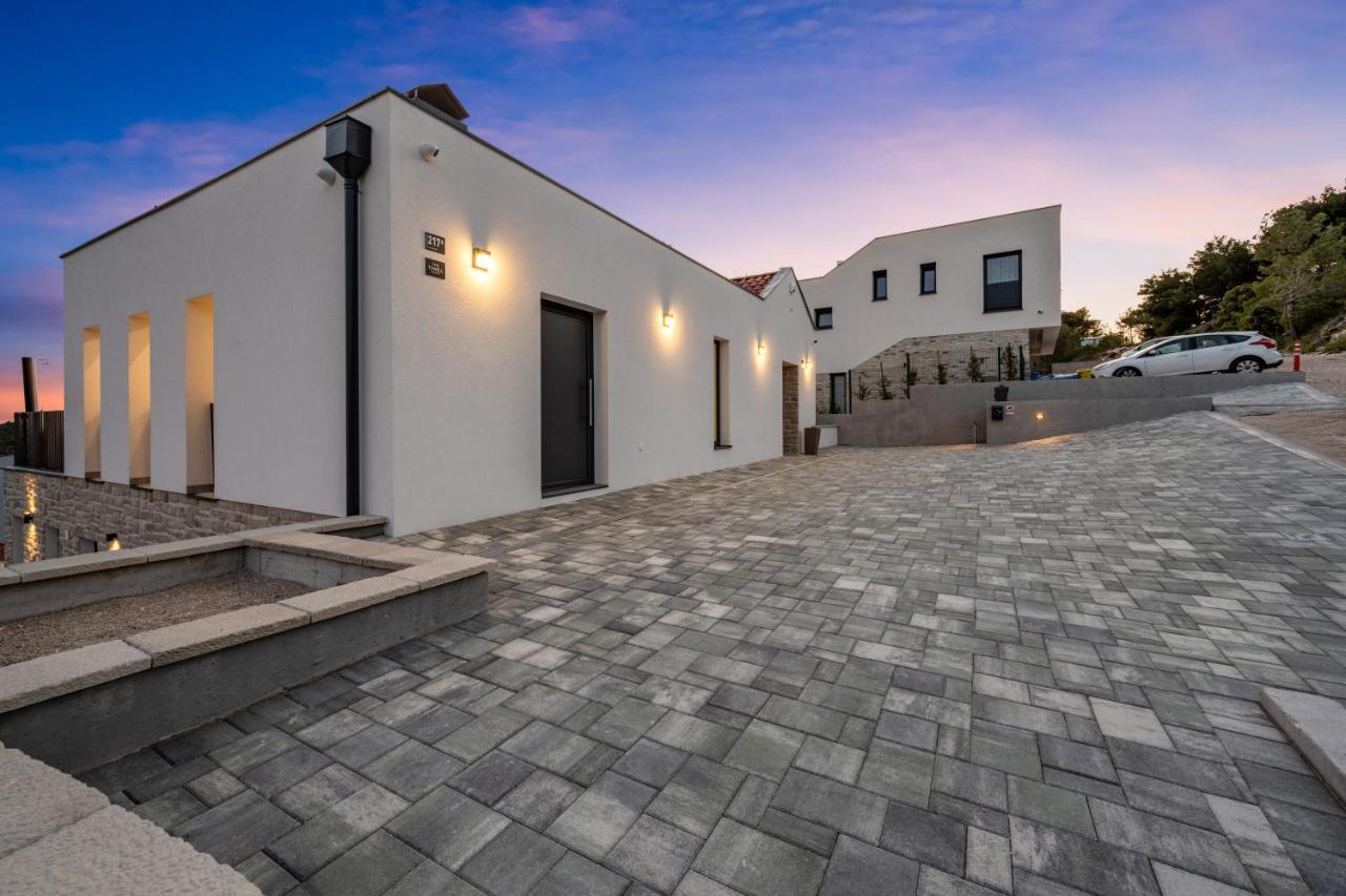 The Tinel Villa Zaboric Exteriör bild